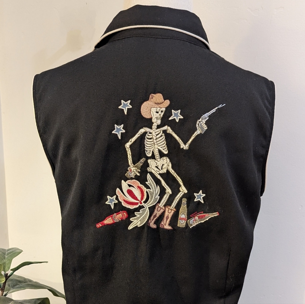 Scully Vintage Western Sleeveless Top – Embroidered Skeleton Back, Size L